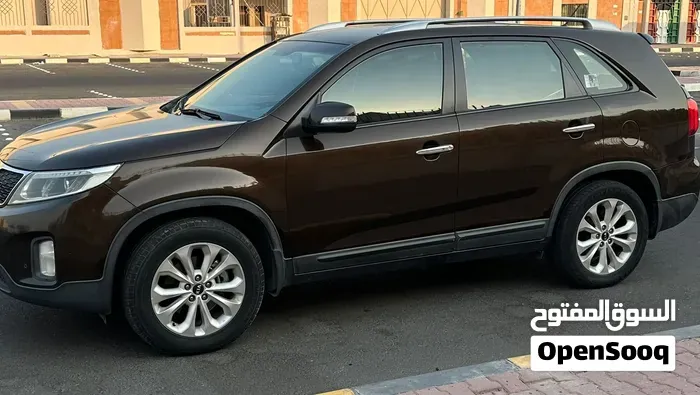 Kia Sorento 2013 photo 2