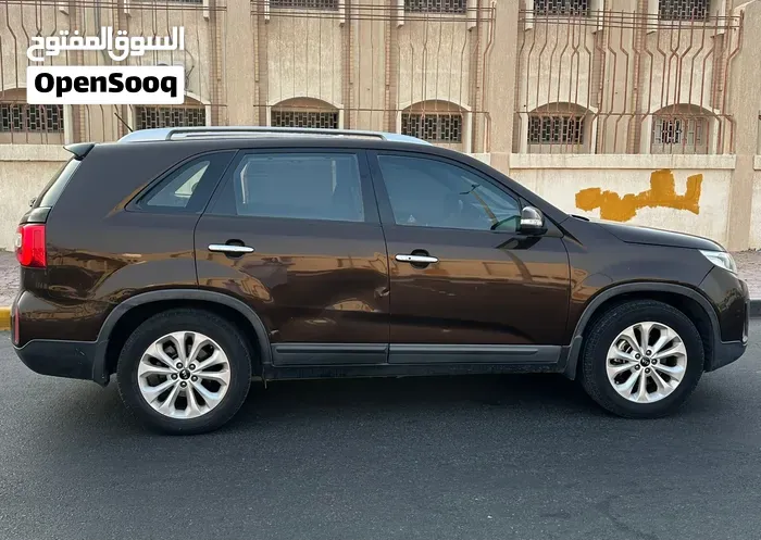 Kia Sorento 2013 photo 4