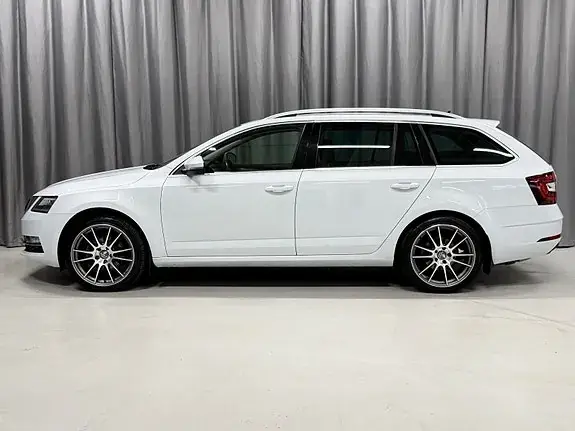 Skoda Octavia 2019 photo 3