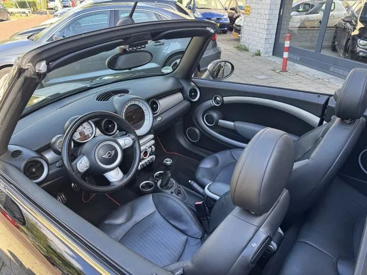 Mini Cabrio 2009 photo 2