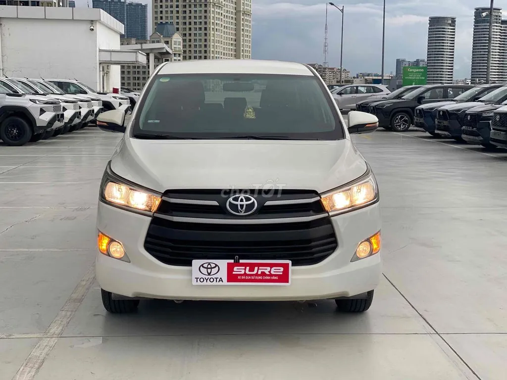 Toyota Innova 2018 photo 2