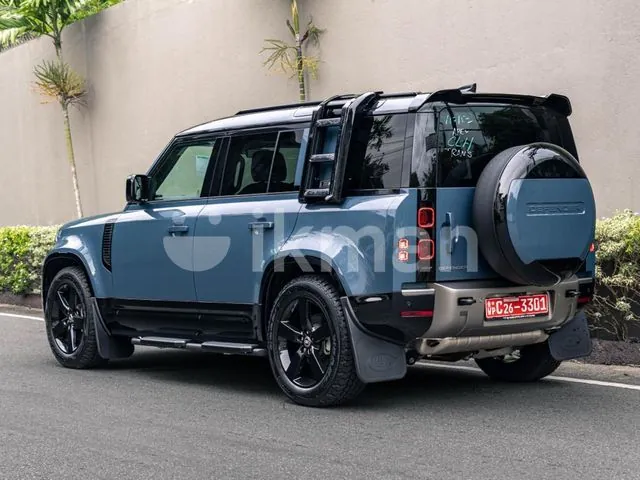 Land Rover Defender 2025 photo 2