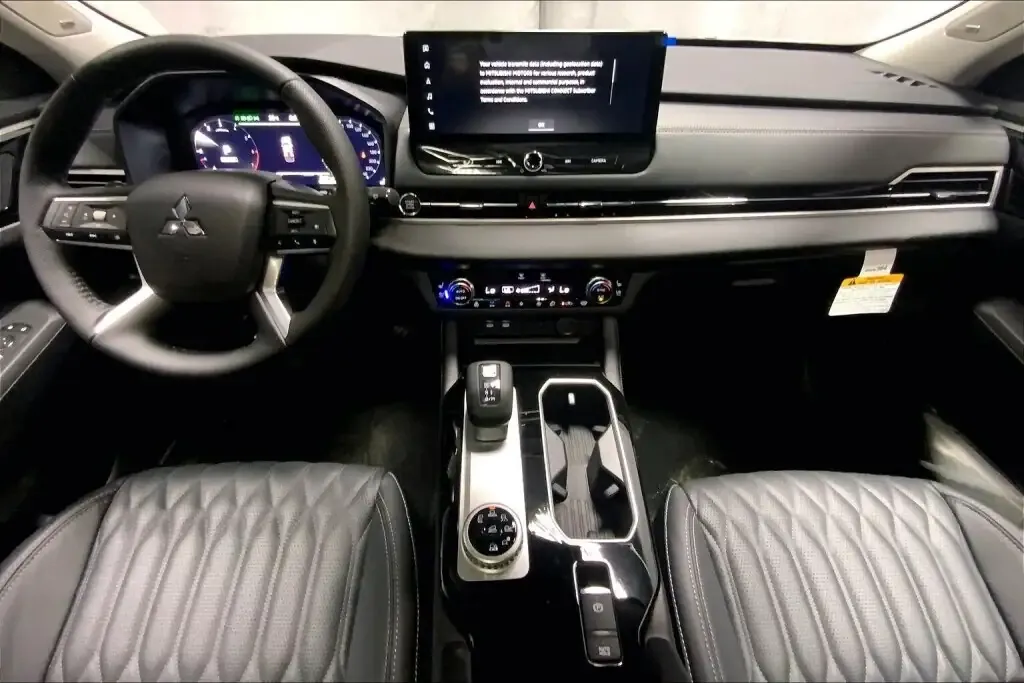 Mitsubishi Outlander 2026 photo 5