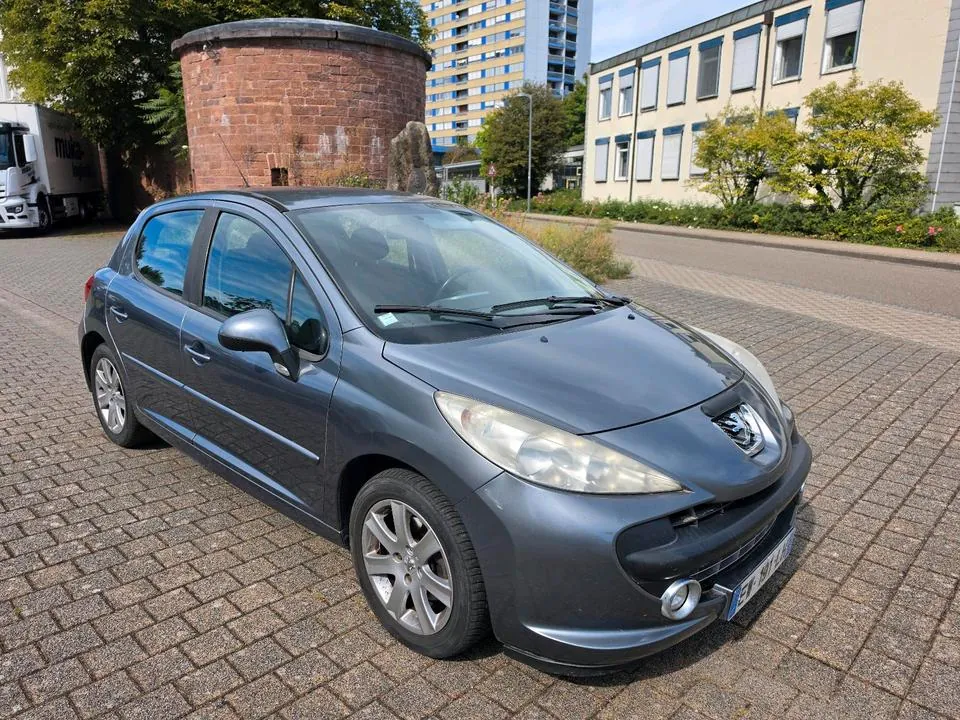 Peugeot 207