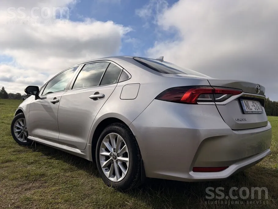 Toyota Corolla 2023 photo 3