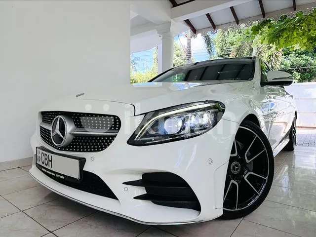 Mercedes-Benz C200 2019 photo 5