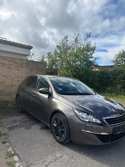 Peugeot 308 2015 photo 3