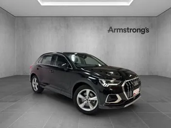 Audi Q3 2021 photo 2
