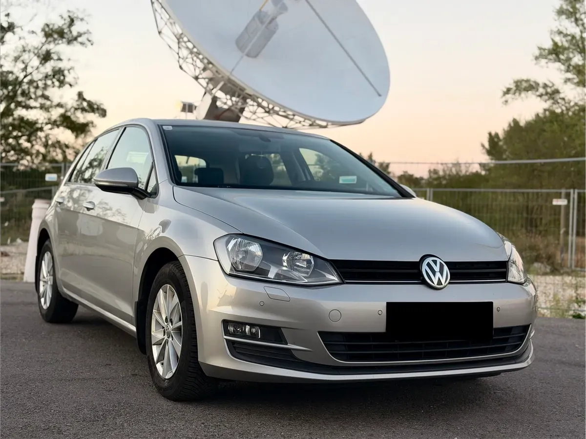 Volkswagen Golf 2015 photo 2