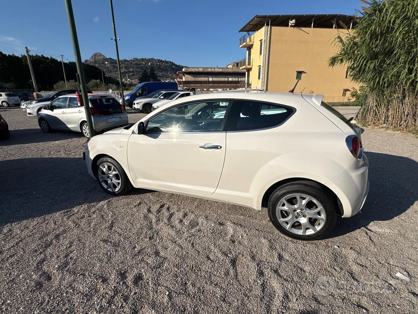 Alfa Romeo Mito 2012 photo 4