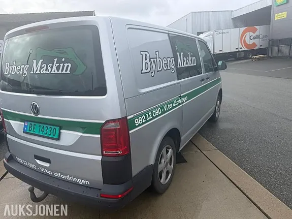 Volkswagen Transporter 2018 photo 5