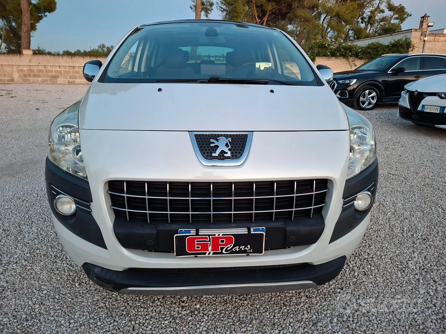 Peugeot 3008 2011 photo 2