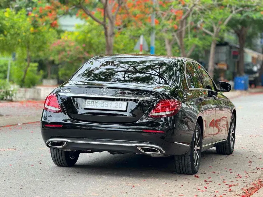 Mercedes-Benz E-Class 2019 photo 4
