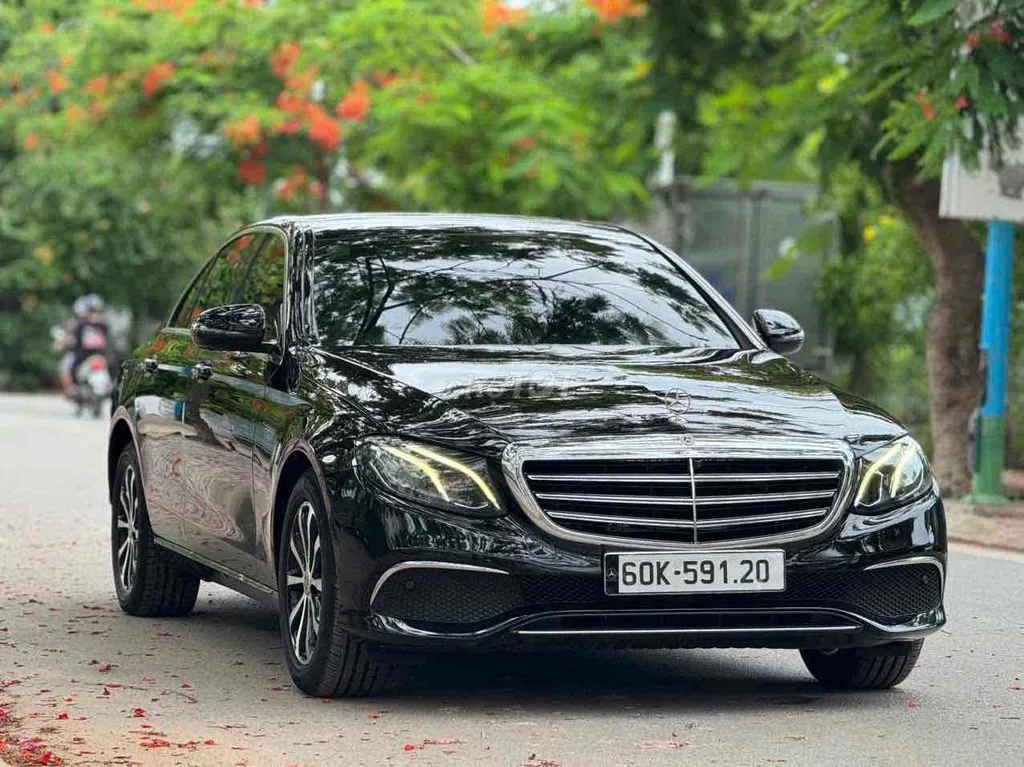 Mercedes-Benz E-Class 2019 photo 2