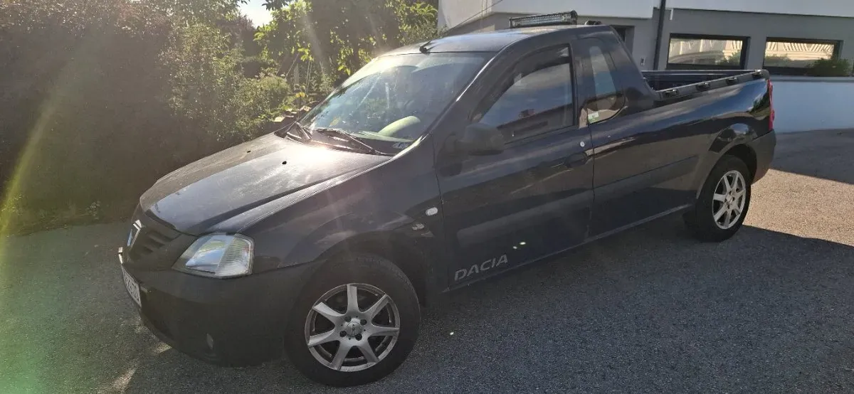 Dacia Logan 2012 photo 2
