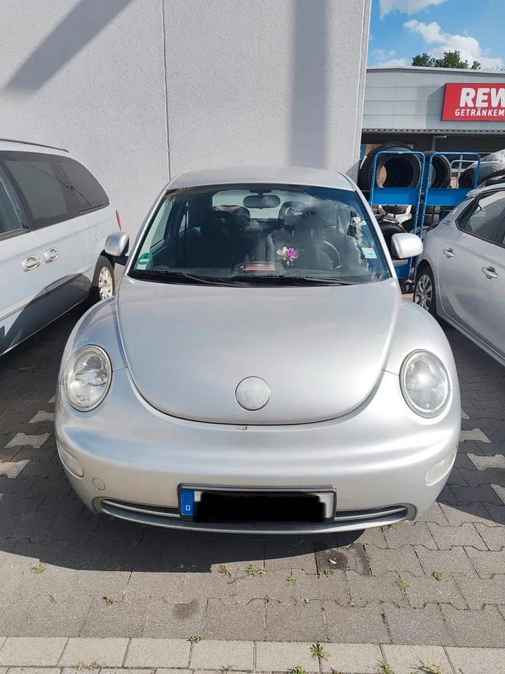 Volkswagen New Beetle