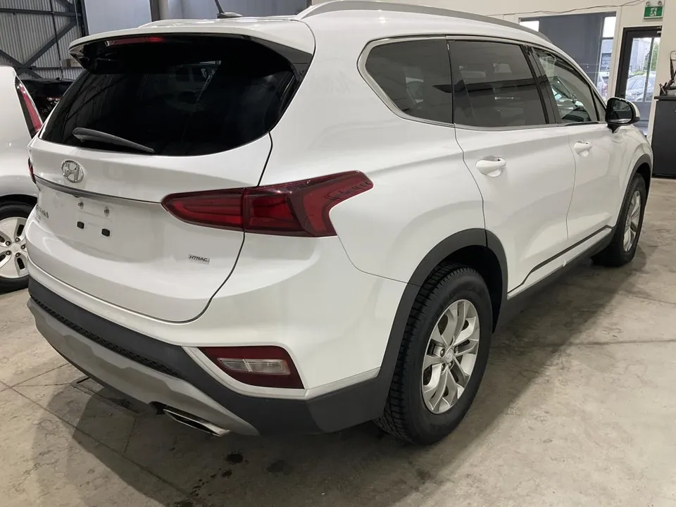 Hyundai Santa Fe 2020 photo 4