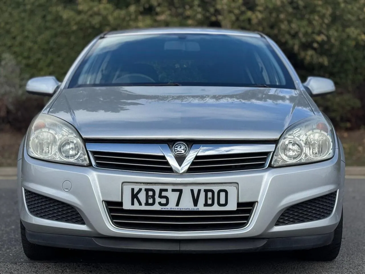 Vauxhall Astra 2008 photo 2