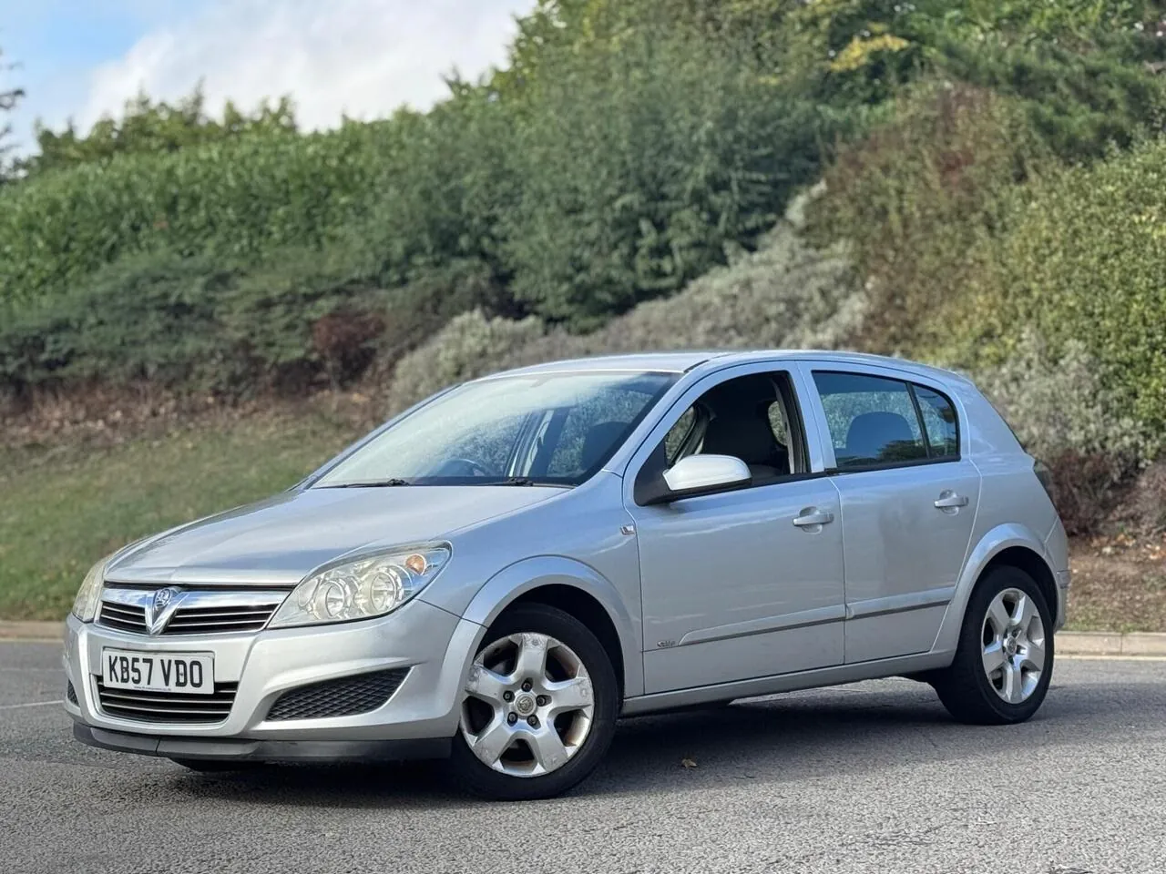 Vauxhall Astra 2008 photo 3