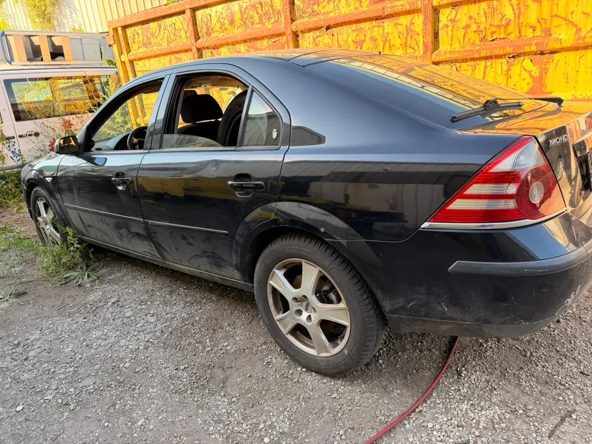 Ford Mondeo 2003 photo 2