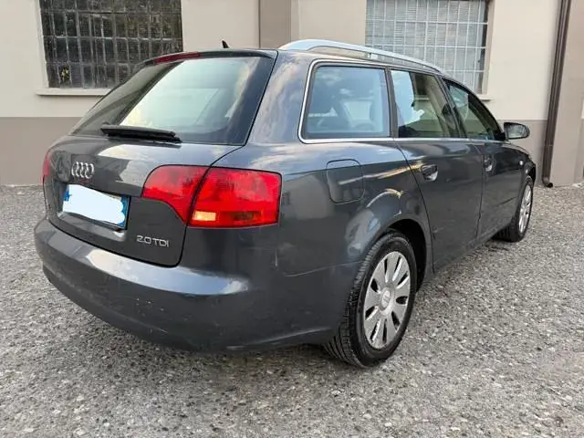 Audi A4 2005 photo 4
