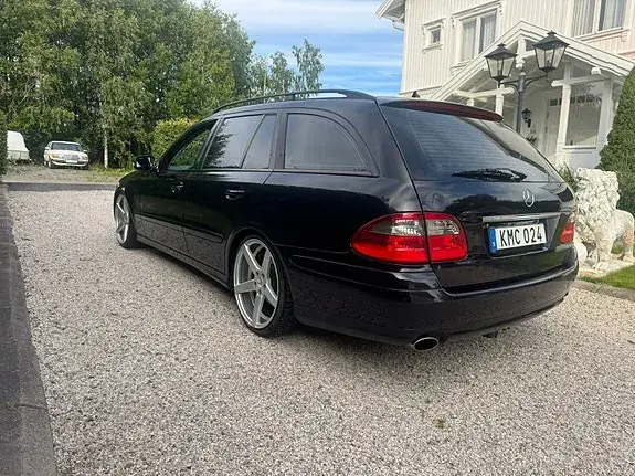Mercedes-Benz E 200 2009 photo 5