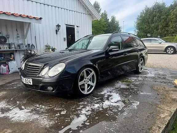 Mercedes-Benz E 200