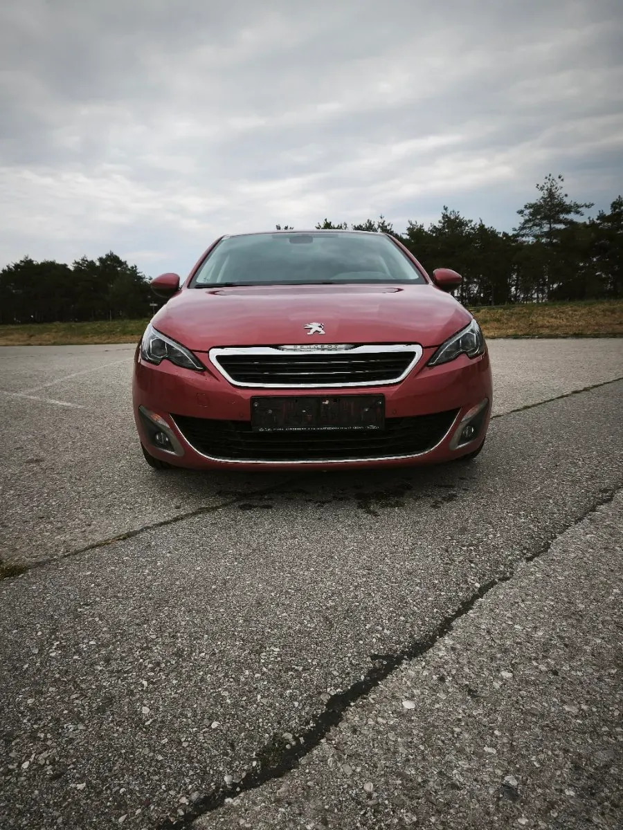 Peugeot 308 2015 photo 2