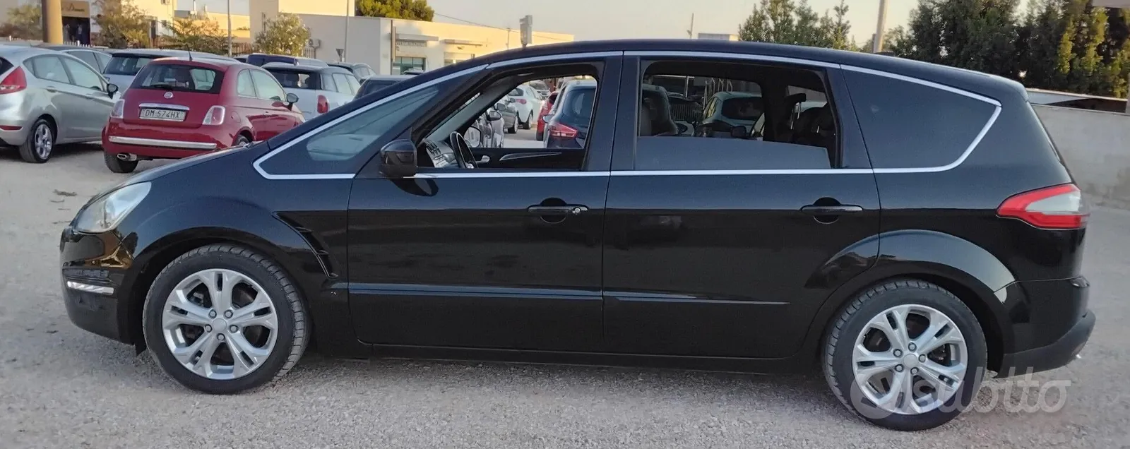 Ford S-Max 2013 photo 4
