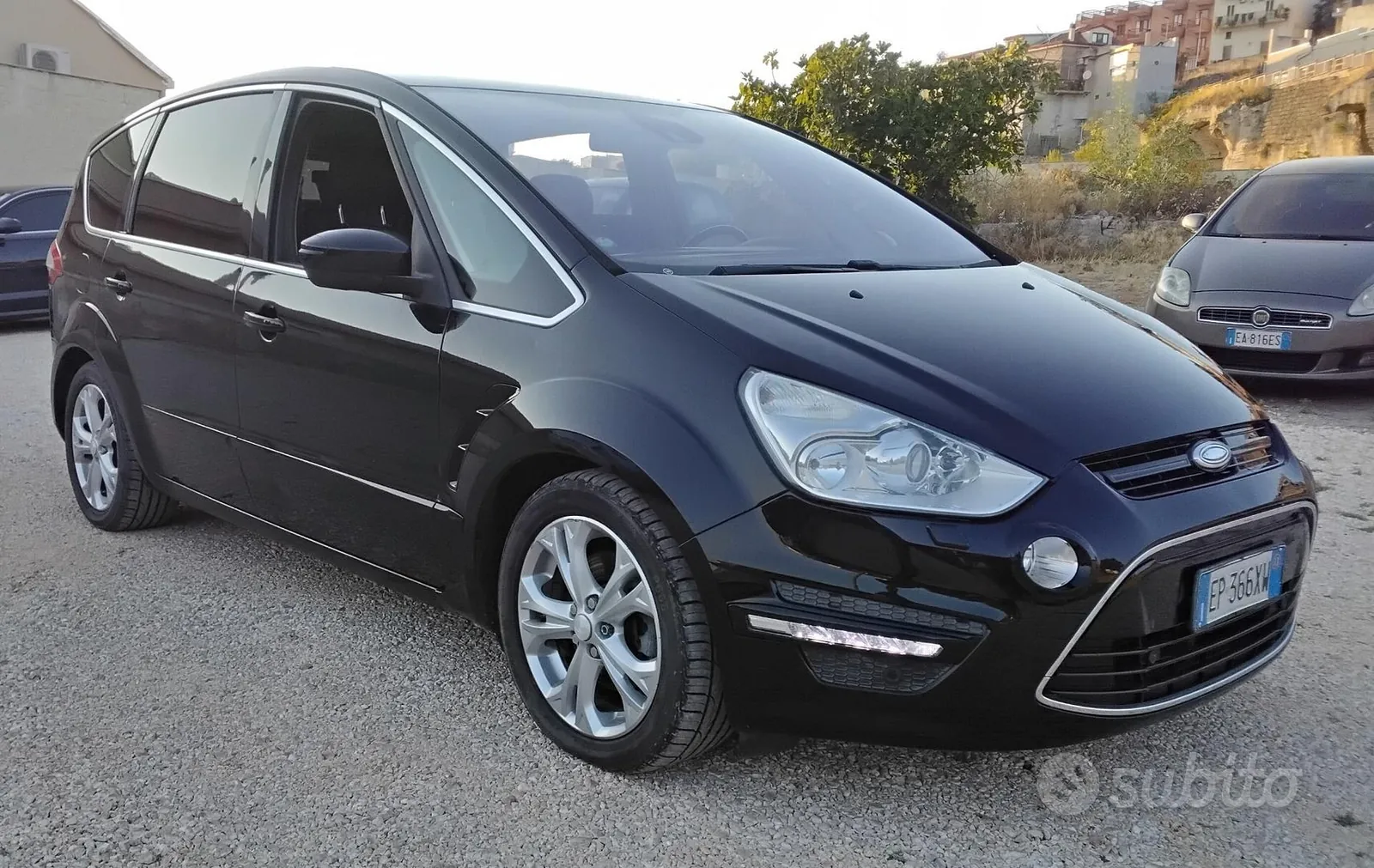 Ford S-Max