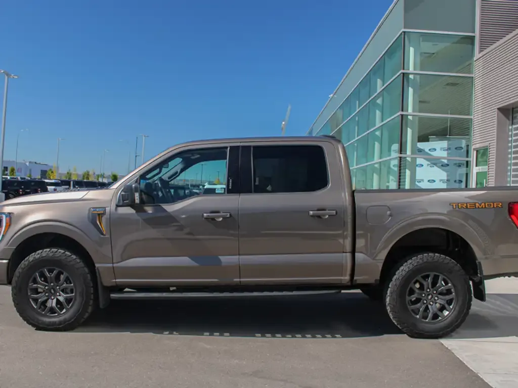 Ford F-150 2023 photo 2