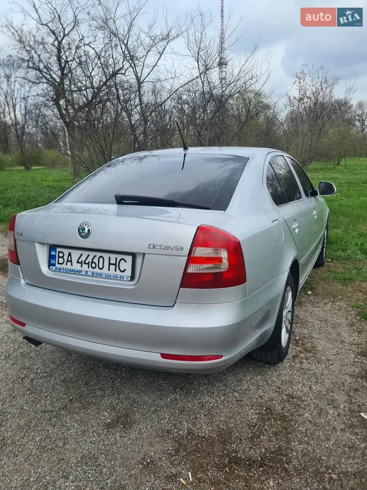 Skoda Octavia 2012 photo 5