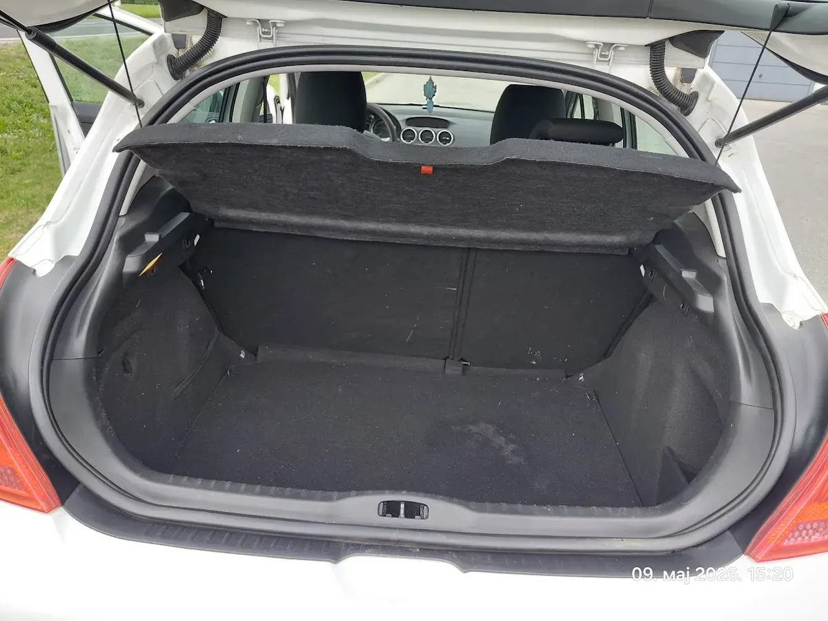 Peugeot 308 2010 photo 2