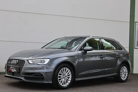 Audi A3 2016 photo 4