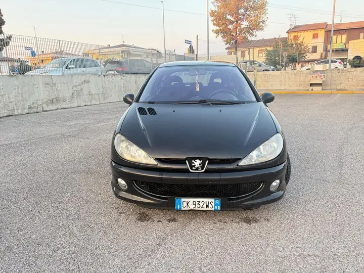 Peugeot 206