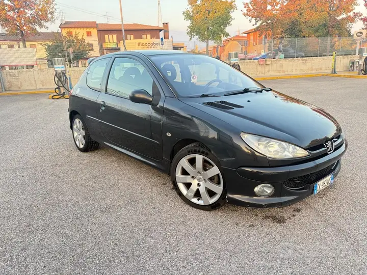 Peugeot 206 2004 photo 5