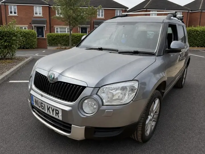 Skoda Yeti 2011 photo 2