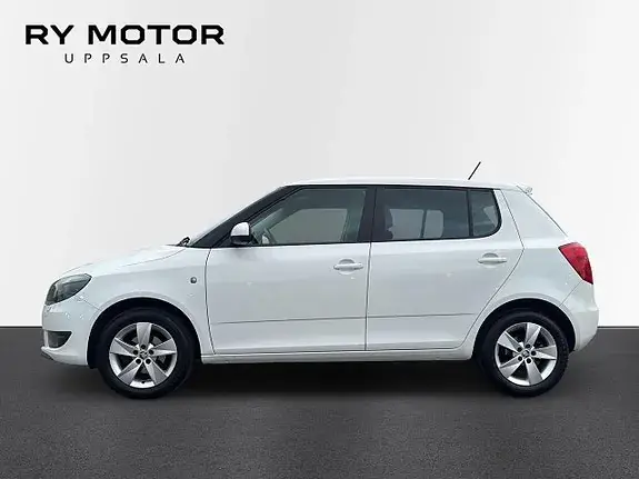 Skoda Fabia 2014 photo 2