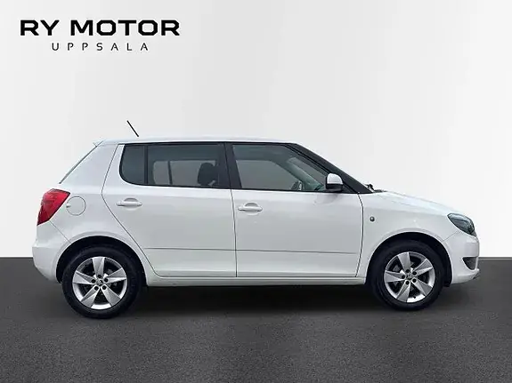 Skoda Fabia 2014 photo 5
