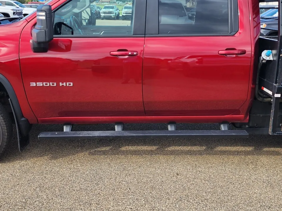 Chevrolet Silverado 3500Hd 2024 photo 4