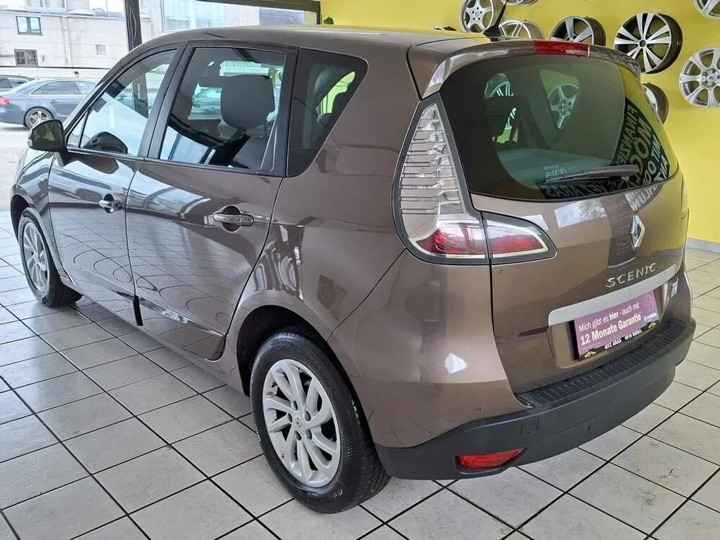 Renault Scenic 2015 photo 2