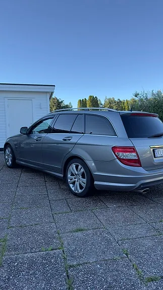 Mercedes-Benz C320 2009 photo 3