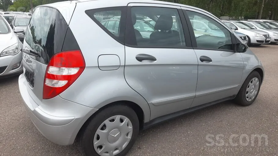 Mercedes-Benz A150 2004 photo 4
