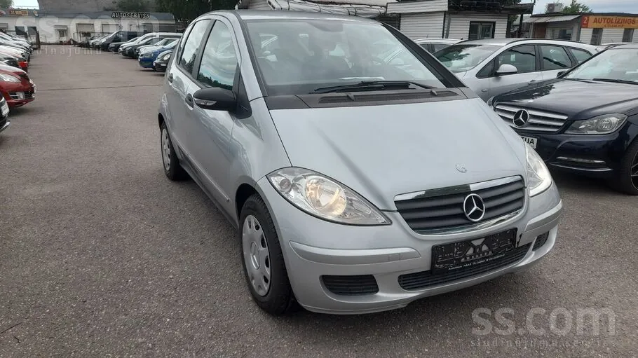Mercedes-Benz A150 2004 photo 2