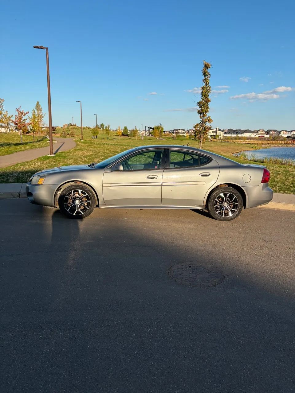 Pontiac Grand Prix 2007 photo 2