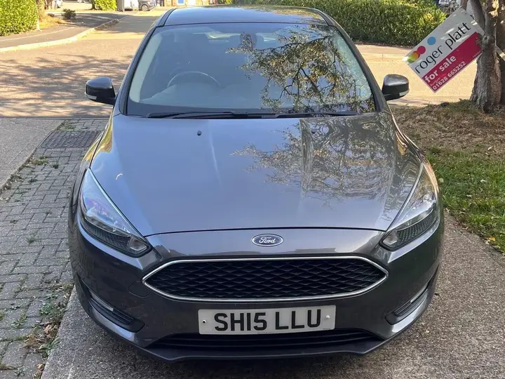 Ford Focus 2015 photo 2