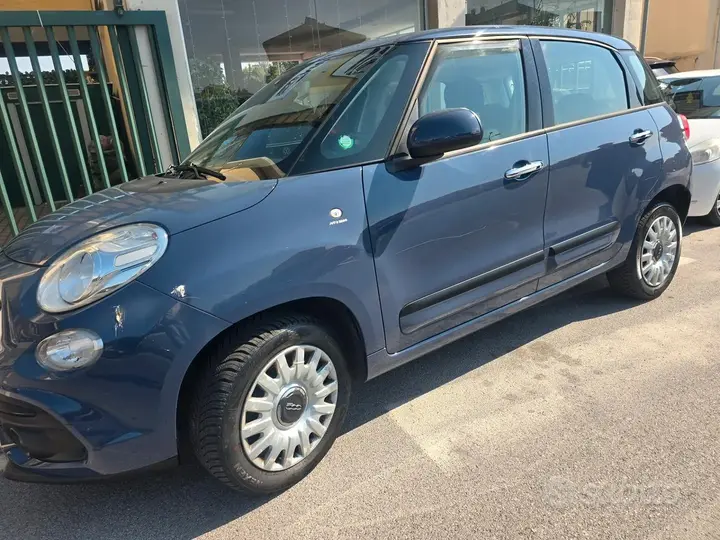 Fiat 500L 2018 photo 2