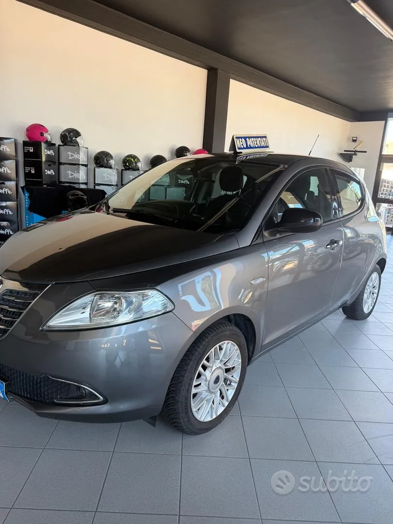 Lancia Ypsilon 2013 photo 3
