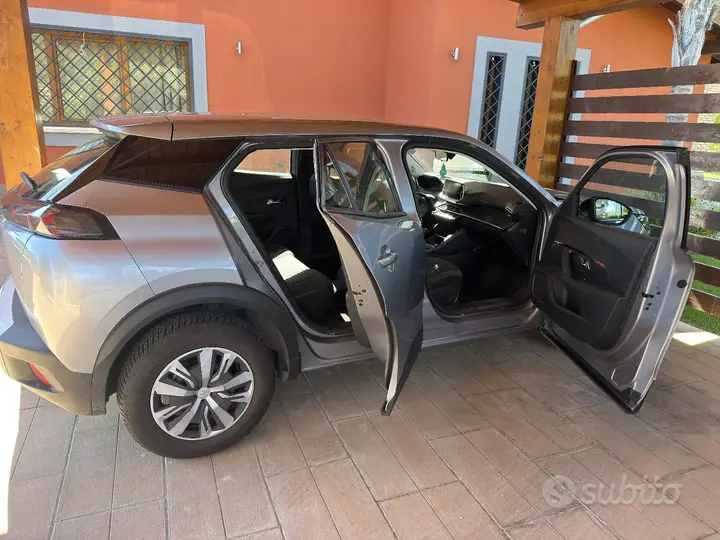Peugeot 2008 2022 photo 5