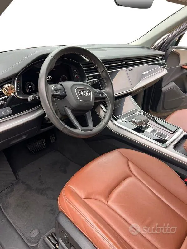 Audi Q7 2025 photo 4